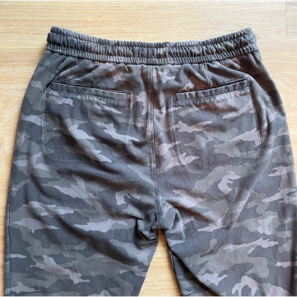 Athleta Camo Farallon Joggers / Sweatpants - Grey Size 8 - Picture 13 of 15